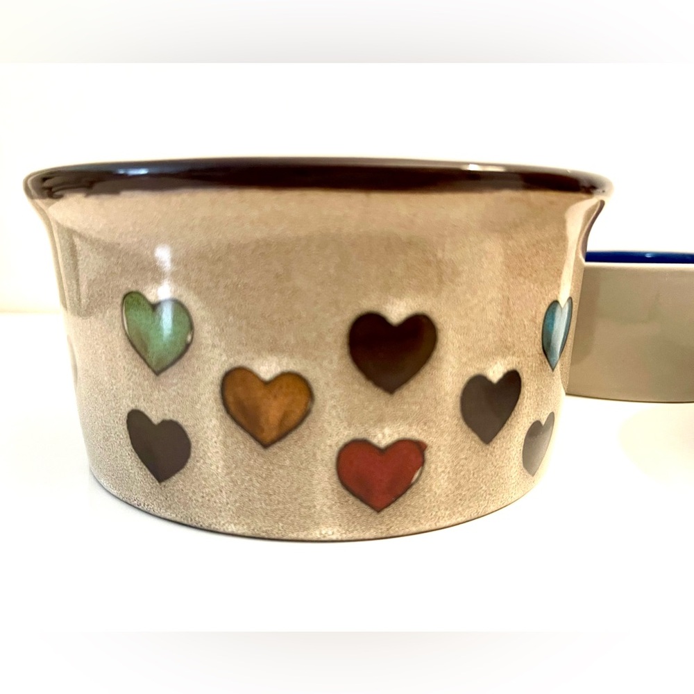 Set of 3 Ceramic Dog Bowls with Heart and Bone Designs - Picture 3 of 11